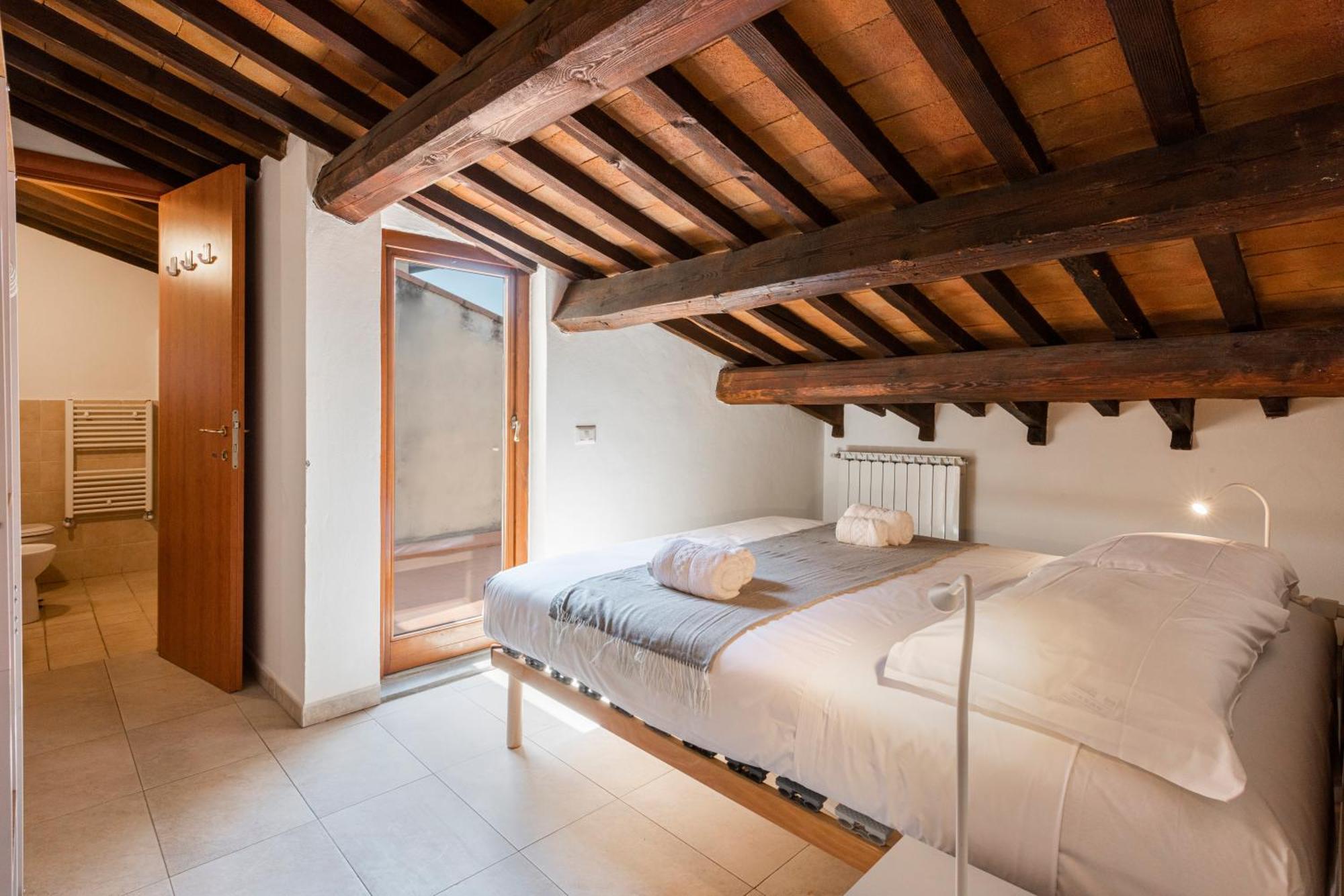 The Luxor - Corsica * Firenze